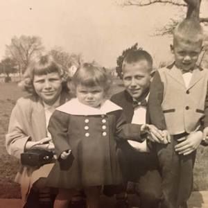 Meet your Posher, Debra